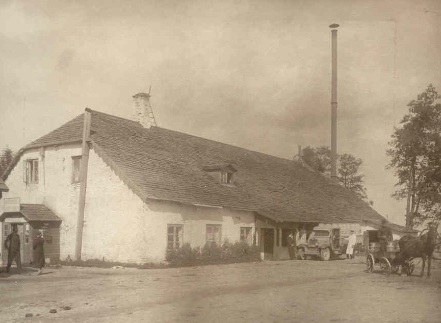 Vihula Piimaühingu tööstushoone esivaade.