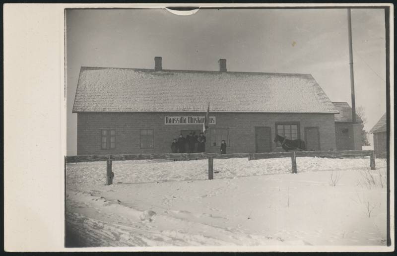 fotopostkaart, Tarvastu (Paistu?) khk, Raassilla ühiskauplus, koorejaam (piimaühisus), u 1935