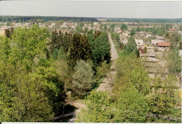 värvifoto Türi äärelinnavaade 1996