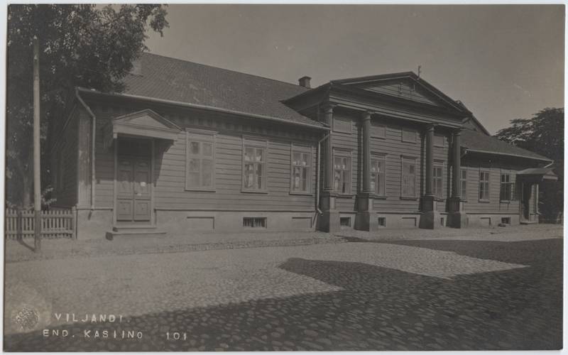 fotopostkaart, Viljandi, Posti tn 11 (eh 1843, saksa kasiino), u 1910, foto J. Riet