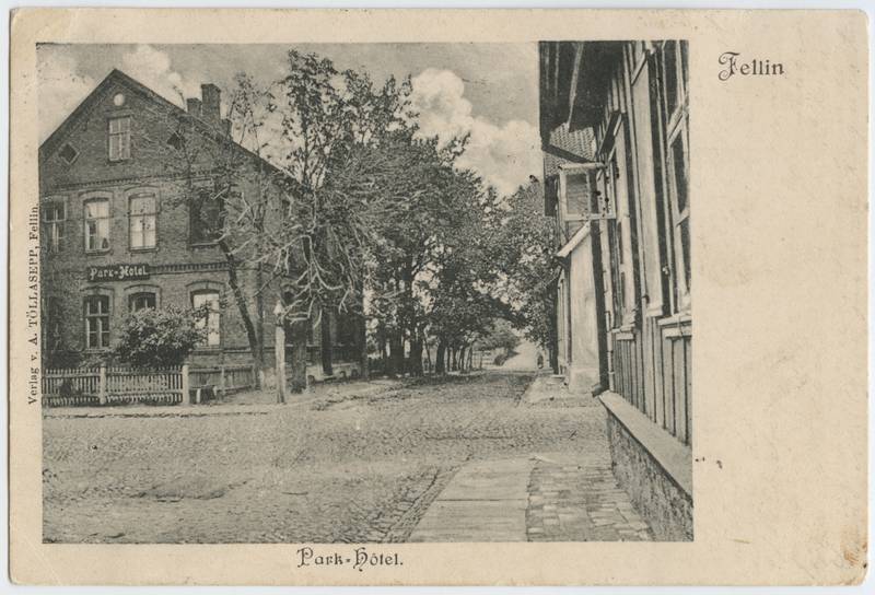 trükipostkaart, Viljandi, Lossi tn- Posti tn ristmik, hotell Park, u 1903, Verlag von A. Tõllasepp