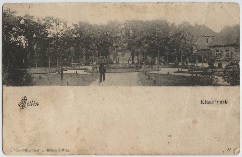 trükipostkaart, Viljandi, Lastepark, u 1905, Lichtdruck von J. Riet