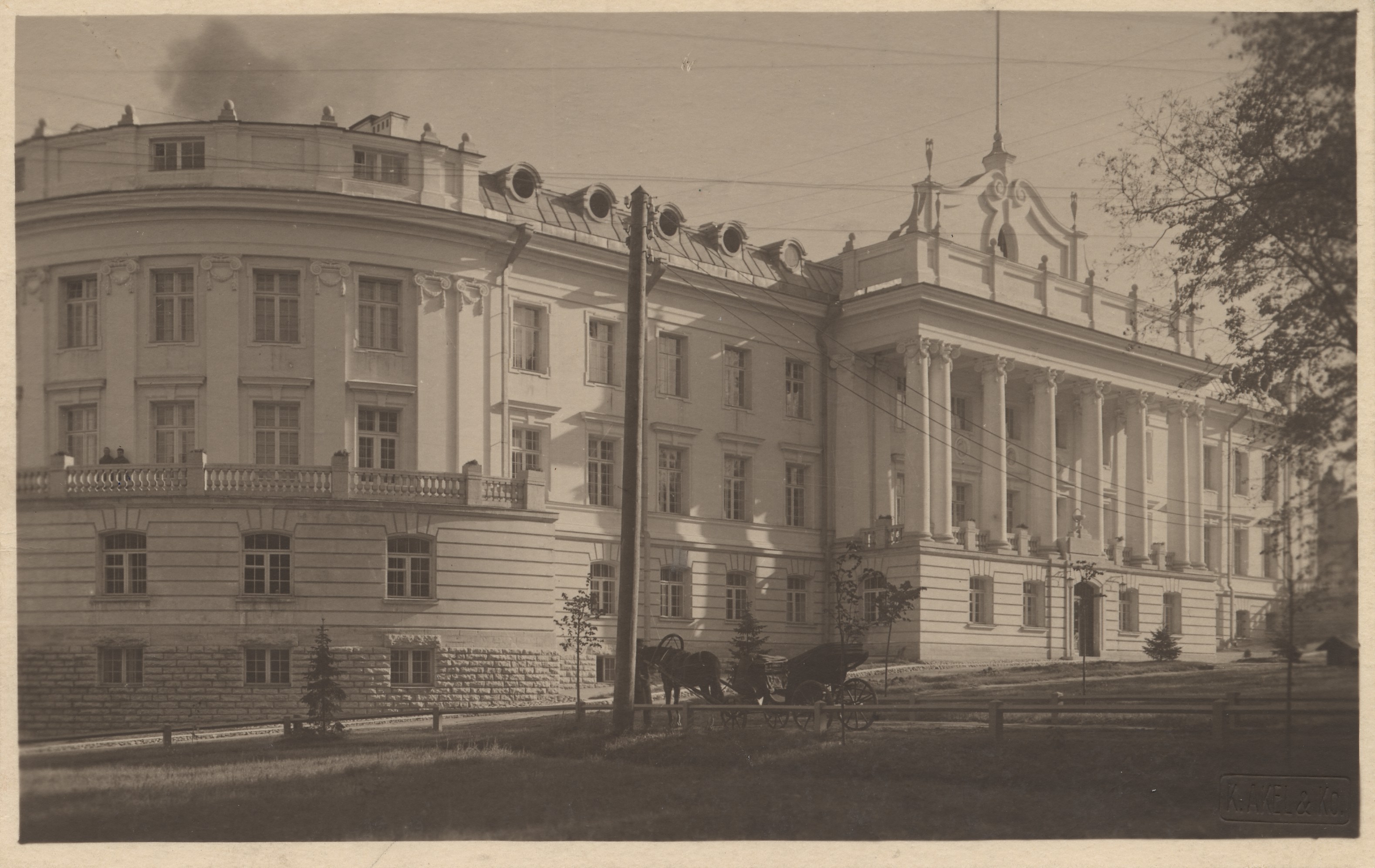 [Tallinn] : [Army Central Hospital]