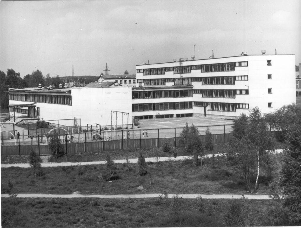 Foto. Võru I Keskkool 1984
