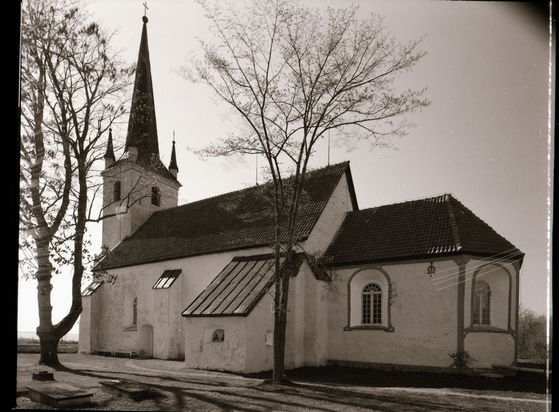 Harju-Madise kiriku välisvaade