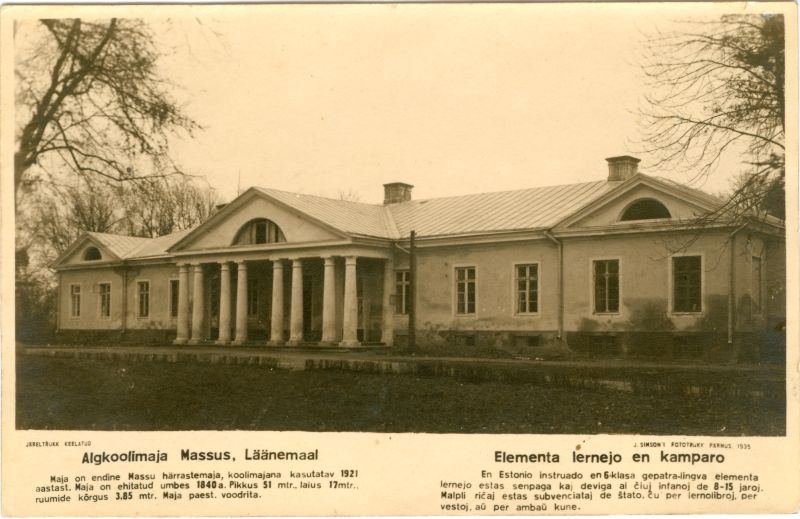Foto. Massu algkoolimaja 1935. aastal. Asub HM 8606.