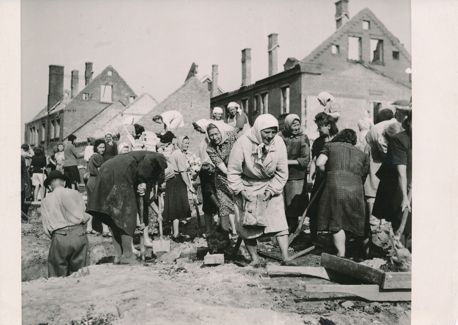 foto Viljandi taastamistööd 1947 F H.Riet