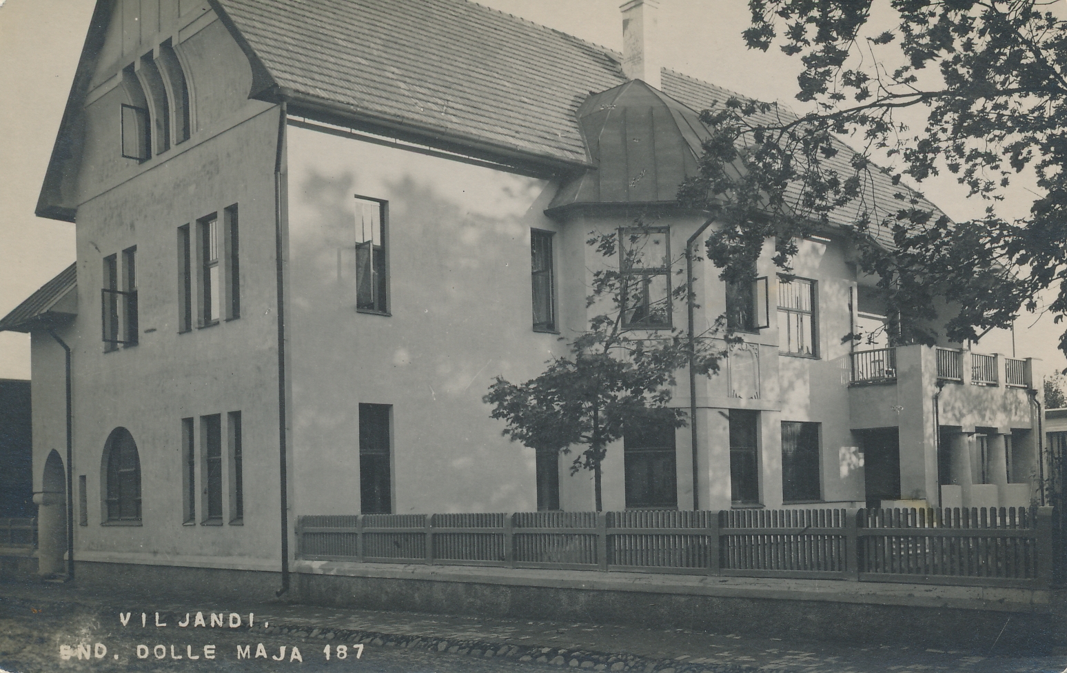 foto, Viljandi, Jakobsoni tn 8, villa Doll, u 1910, foto J. Riet