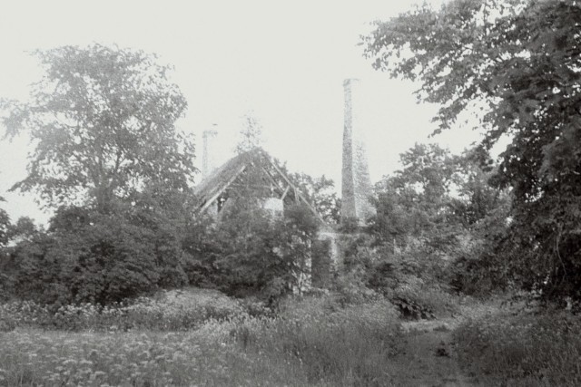 Paadrema manor main building Pärnu county Varbla rural municipality Sookalda village, Posti 1