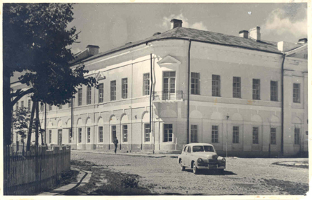3. keskkooli hoone (end. Poeglaste Gümnaasium) Narvas