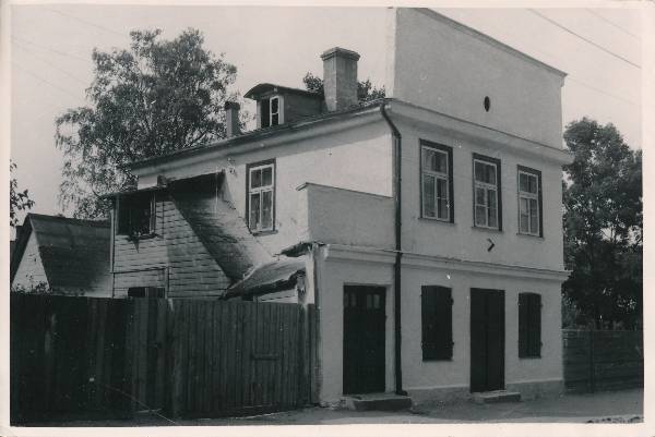 Kroonuaia 30. Tartu, 1950.