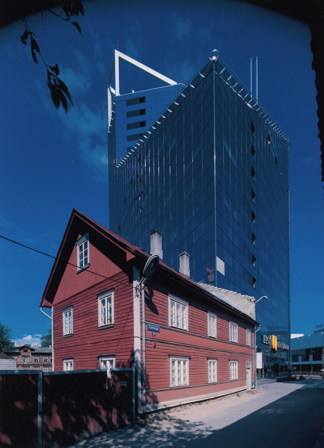 Ühispanga büroohoone Tallinnas, vaade. Arhitekt Raivo Puusepp