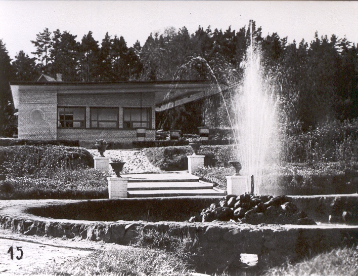 Fotopostkaart. Võru, Kubija. Looduslik purskkaev.