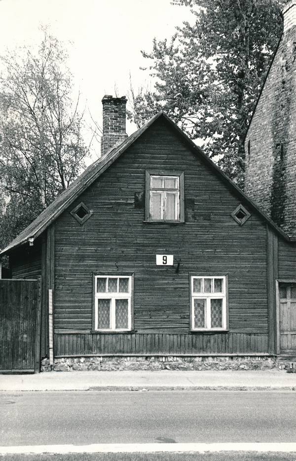 Foto. Fortuuna t 9.
Tartu, 1990. Foto: Harri Duglas.