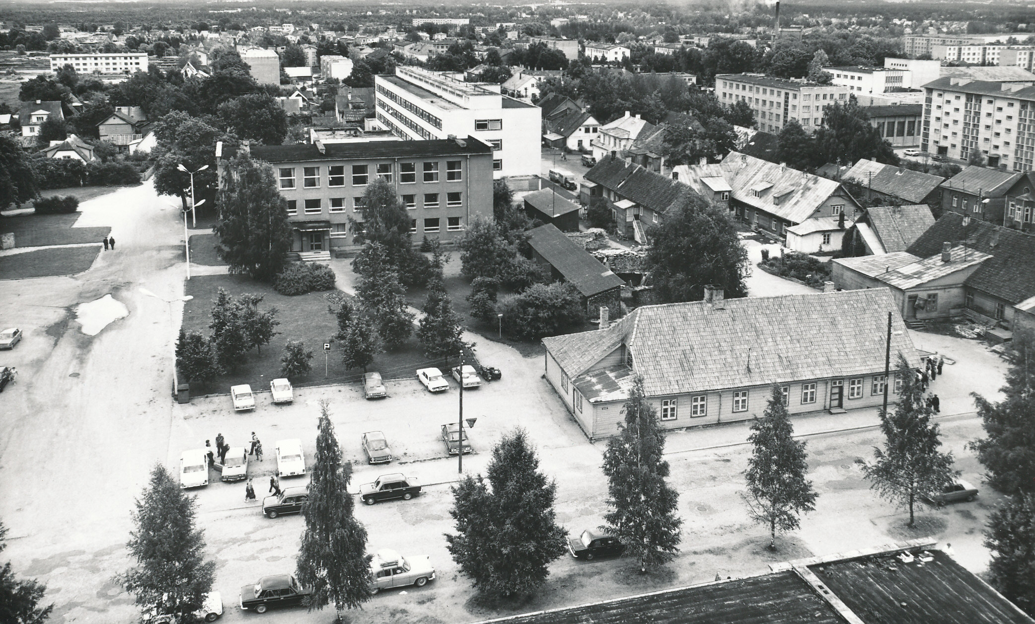 Foto. Võru.Vaade Veetornelamu katuselt Nöörimaa suunas augustis 1982.a.