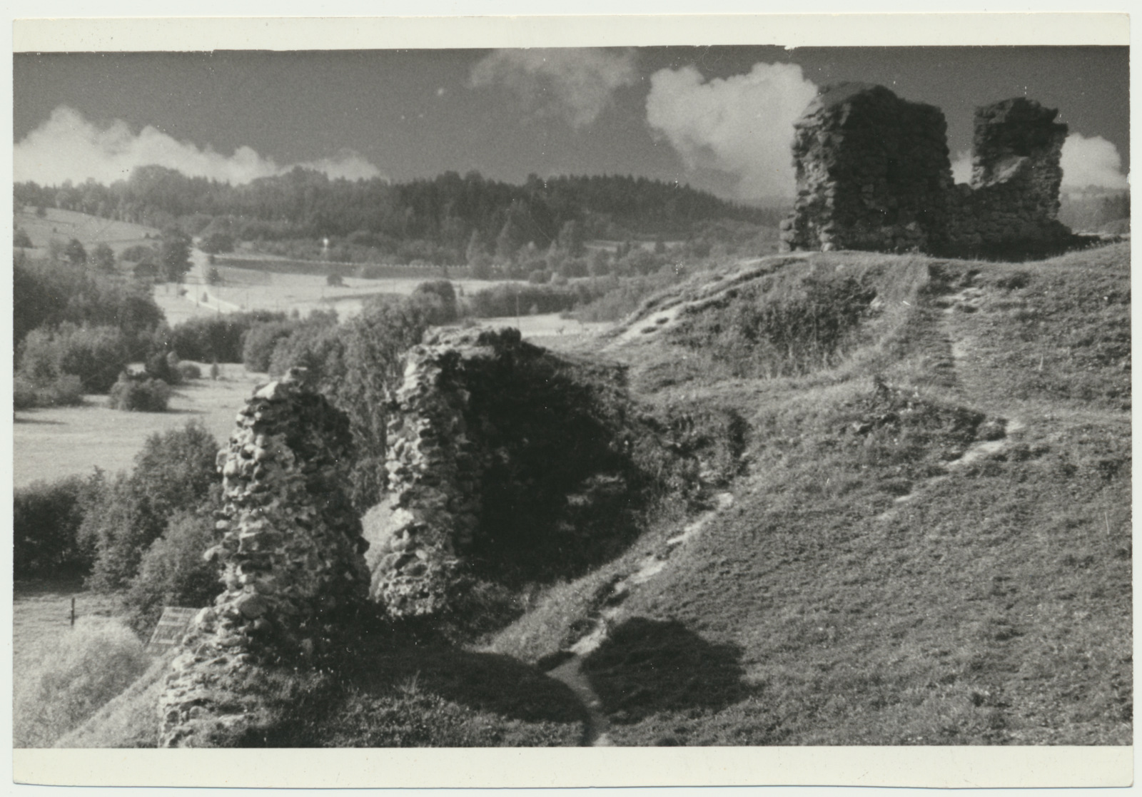 foto Viljandimaa, Karksi lossivaremed u 1965 F A.Kiisla