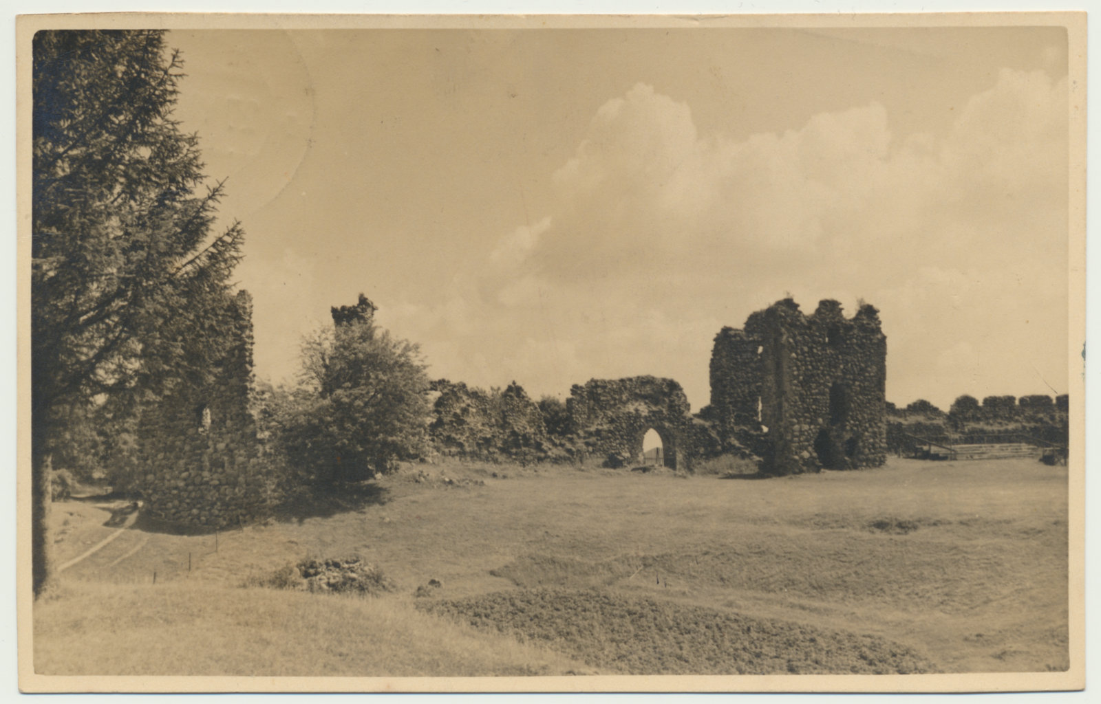 foto, Viljandimaa, Karksi lossivaremed, u 1930