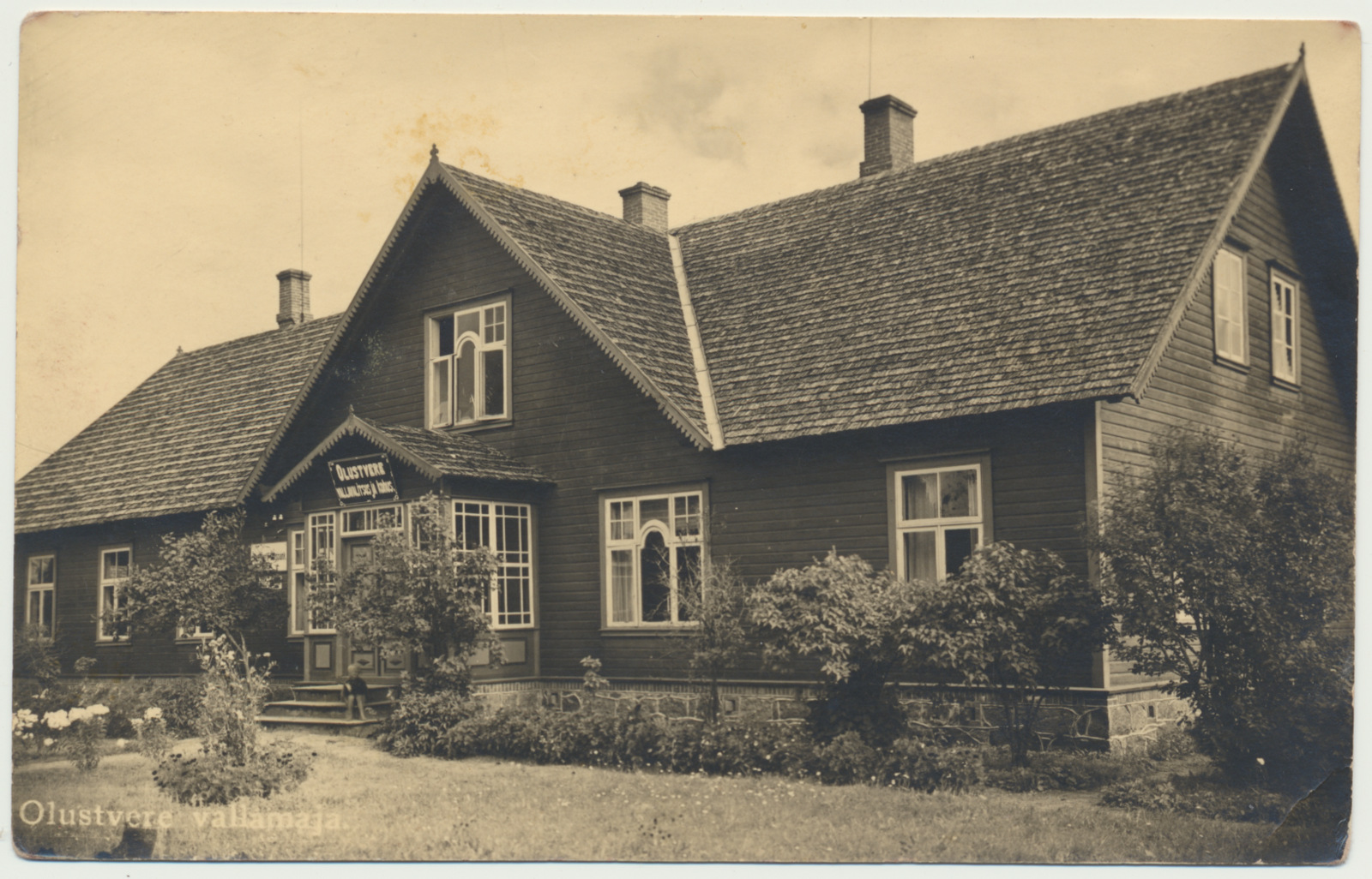 foto, Suure-Jaani khk, Olustvere vallamaja, u 1930, foto J. Gregor