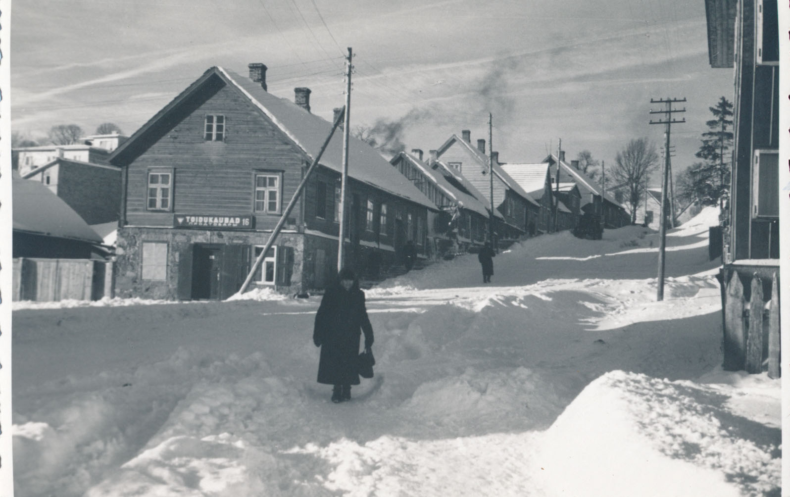 foto, Viljandi, Tartu tn, Järve tn 2 pood (kauplus) talv 1958 F H.Riet