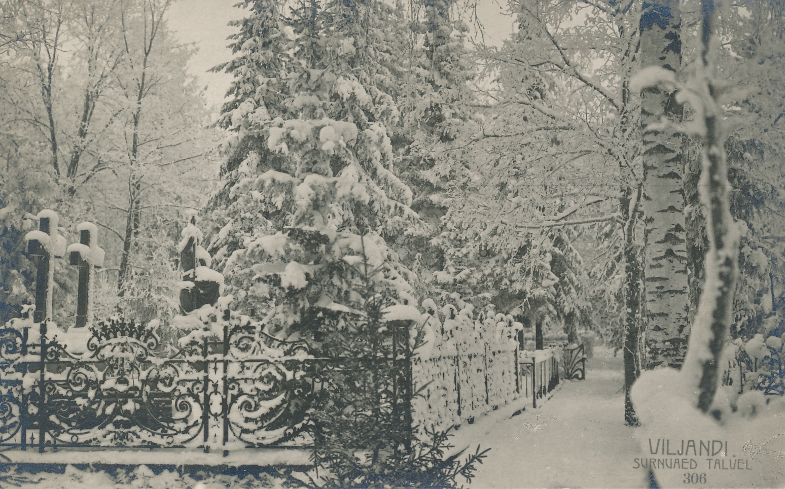 foto, Viljandi, Vana kalmistu, u 1920, foto J. Riet