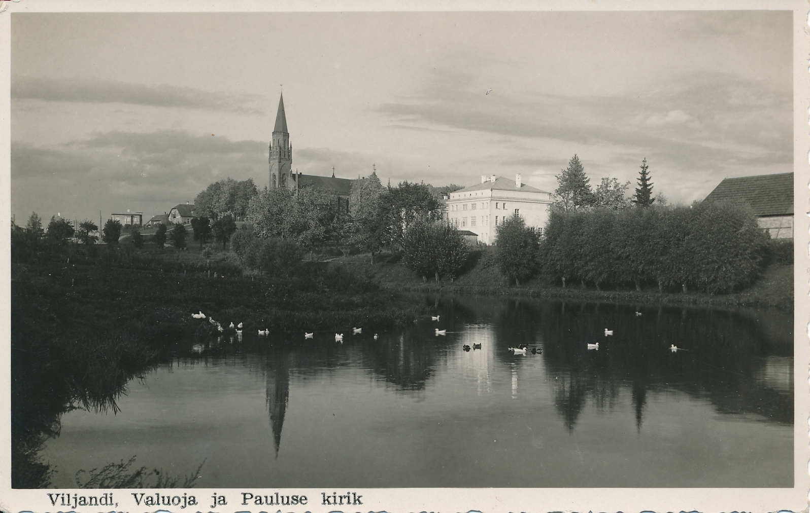 foto, Viljandi, Valuoja tiik, Pauluse kirik, kool, u 1935