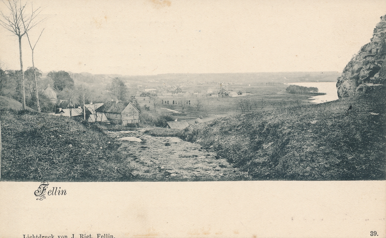 trükipostkaart, Viljandi, vaade lossimägedest Kivistiku linnaosa'le, auruveski'le u 1905 foto ja valgustrükk  J.Riet