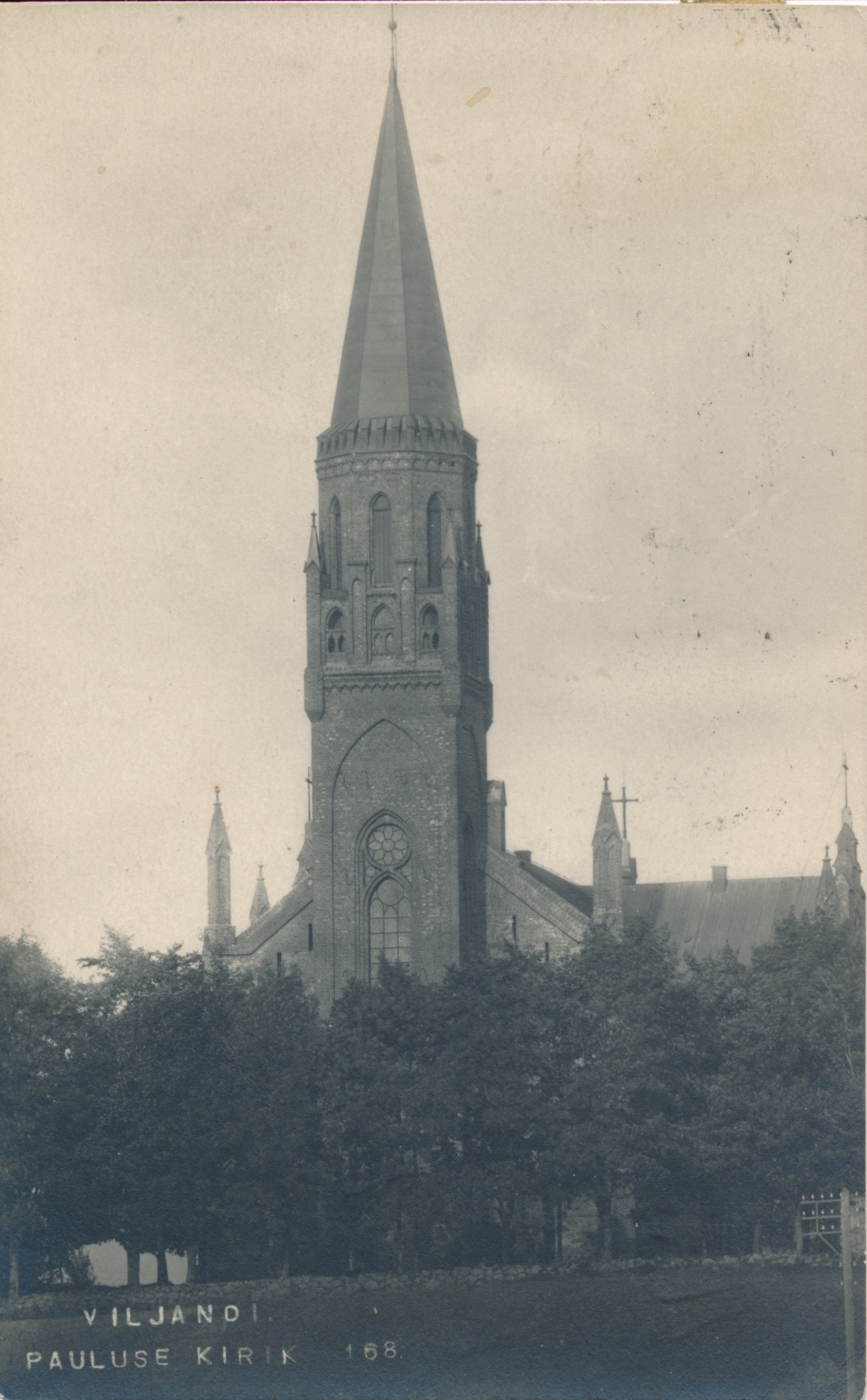 foto, Viljandi, Pauluse kirik, u 1910, fotograaf J. Riet