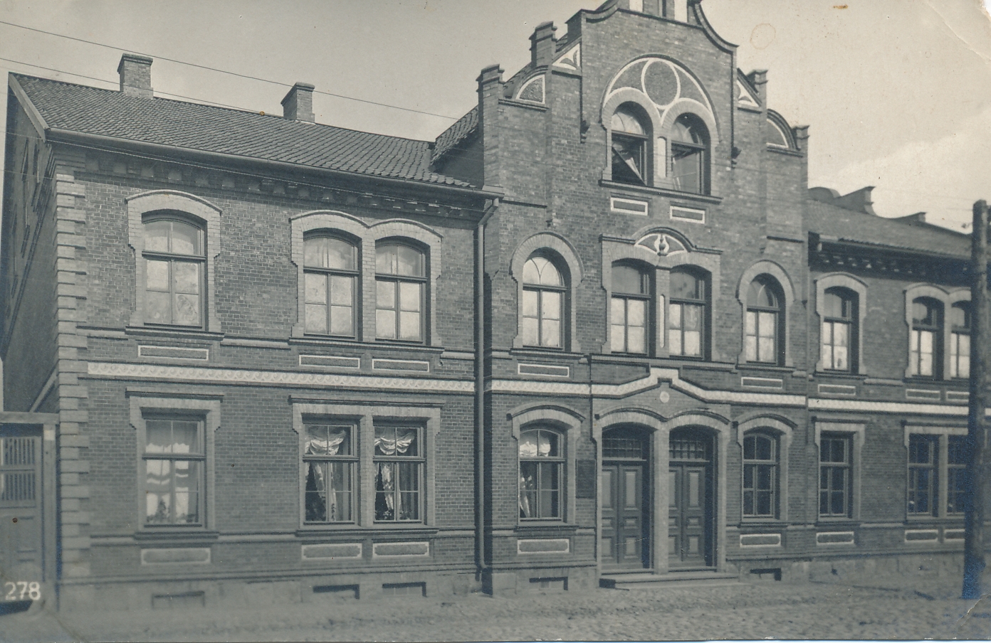 foto, Viljandi, Schnurbergi maja Posti tn 9, u 1920, foto J. Riet