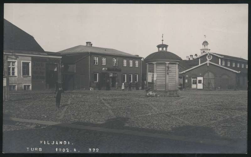 fotopostkaart, Viljandi, turuplats, apteek, teemaja, turuhoone, kaev, 1902, foto J. Riet?