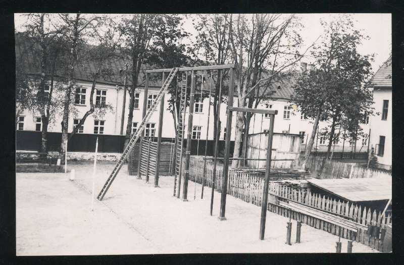 fotopostkaart, Viljandi, Jakobsoni tn, Sakala jalaväe rügement, harjutusväljak, u 1928
