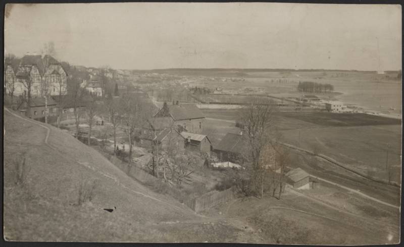 fotopostkaart, Viljandi, Pikk tn, ees nr 28 krunt, taga vasakul nr 33, ranna-ala, järv, lossimägede poolt, u 1939