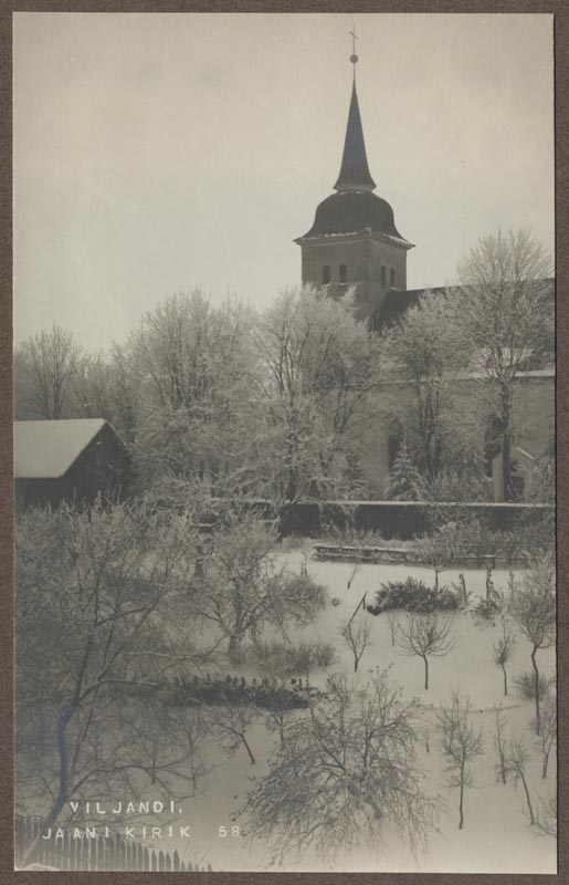 foto albumis, Viljandi, Jaani kirik eemalt, talvel, u 1920, foto J. Riet