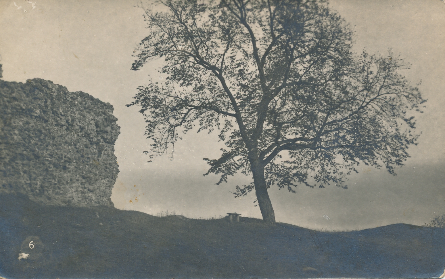 foto, Viljandi, lossimäed, I Kirsimägi, u 1920, foto J. Riet (?)