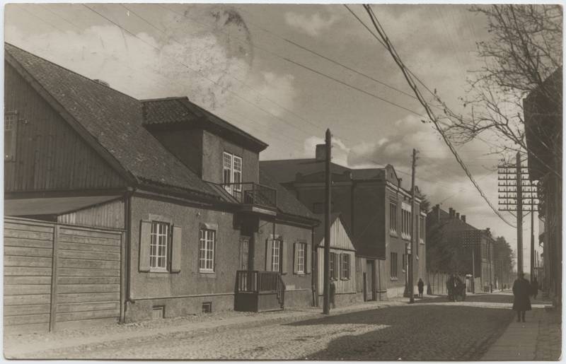 fotopostkaart, Viljandi, Jakobsoni tn 47, 47a, 47c, taga maagümnaasium, u 1928