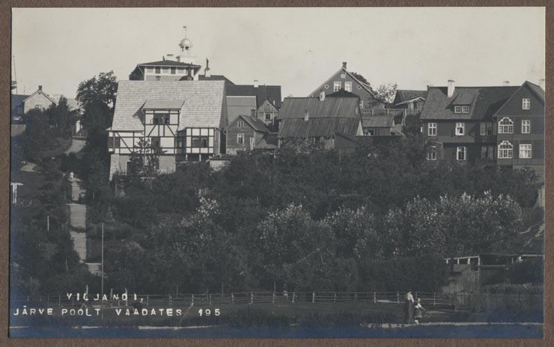 foto albumis, Viljandi, linn, Trepimägi, hooned, u 1910, foto J. Riet