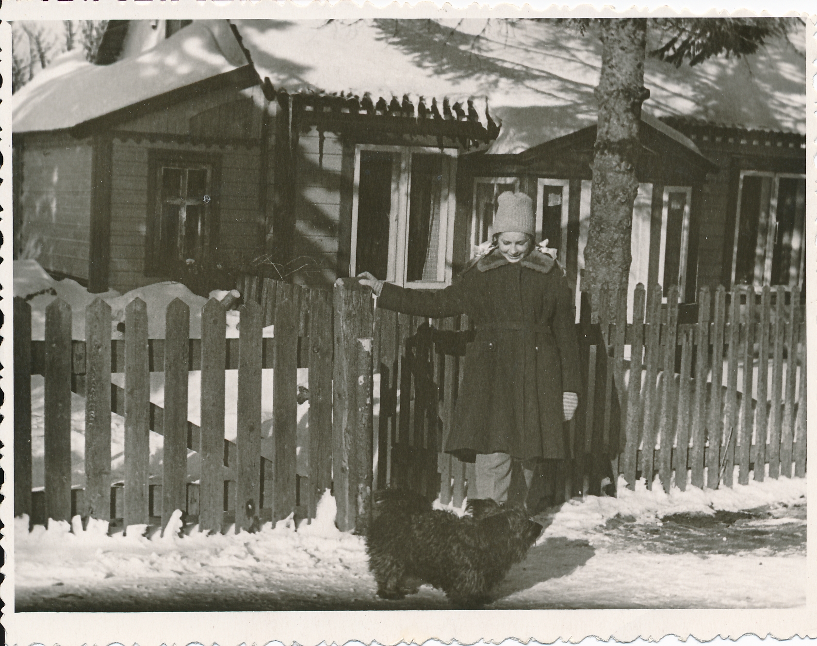 foto, Viljandi, Nurme 8a, L.Nirk'i maja, Kiira Nirk  u 1960