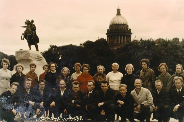 Järvakandi Klaasitehase ekskursioon Leningradi, grupipilt