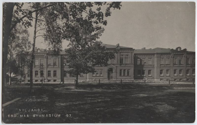 fotopostkaart, Viljandi, Uueveski tee 1, maagümnaasium, park, u 1925, foto J. Riet