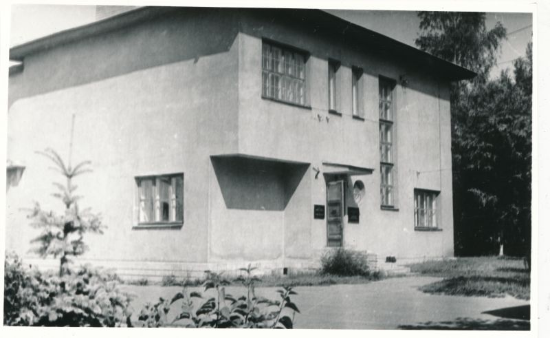 Foto. Maja Haapsalus, Kalda 22.  02.07.1980, Asta Veenpere.