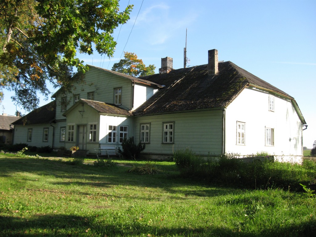 Main building of the curriculum of the pastorate