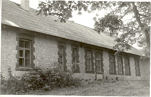 foto, pastoraadi hoone Järva-Jaanis 1982.a.