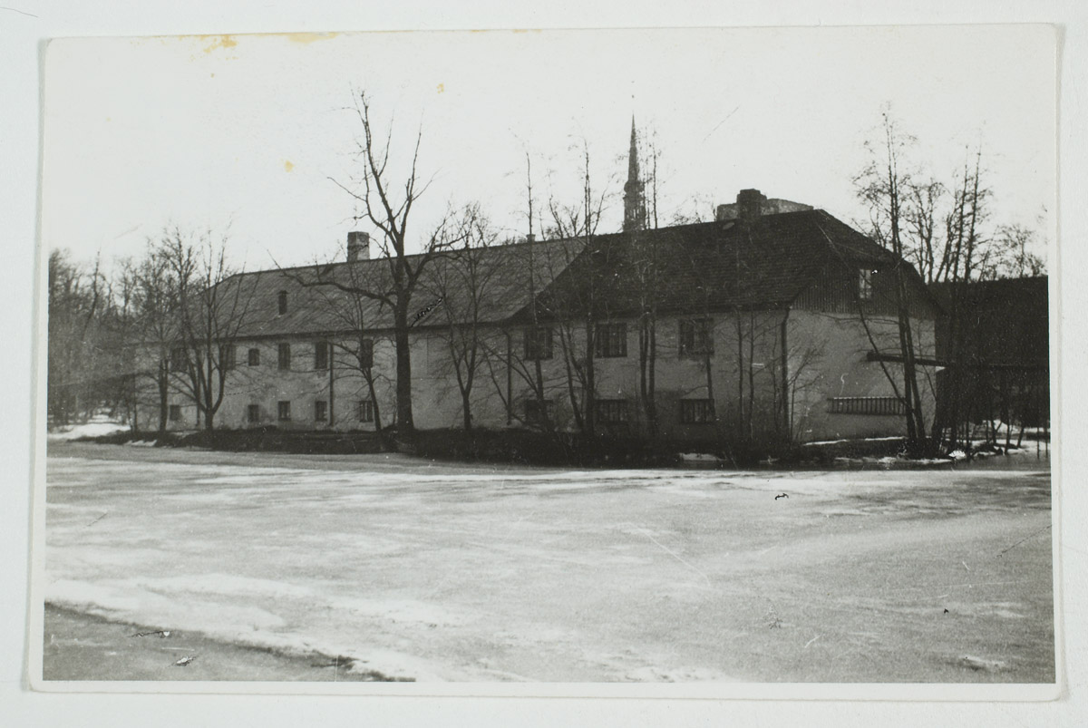 Kunagine Vana-Põltsamaa mõisa õllevabrik, millest sai 1921.a ETK veinitehas.