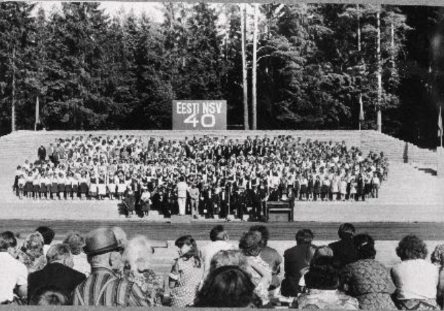 Song Day of Jõgeva District Siimusti on the Song Square 15.06.1980