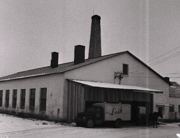 Outdoor view of the Jõgeva Consumer Cooperative of the Jõgeva bread industry. 1961