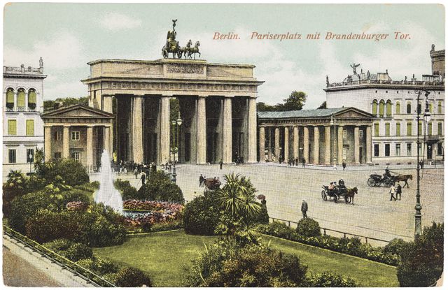 Distance from Berlin; Pariserplatz with Brandenburger Tor