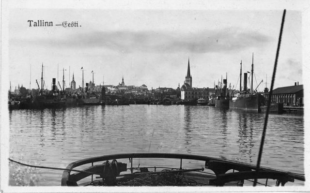Overview of the port of Tallinn, where F.Å.A ships