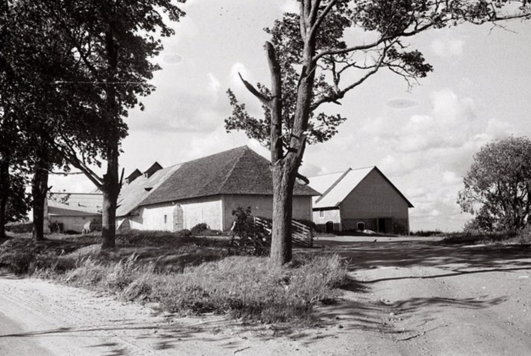 Next building of Kuremaa Manor 1972