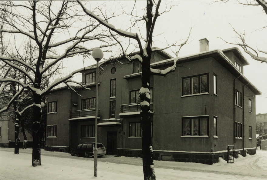 Elamu Tartus Taara pst, hoone vaade. Arhitektid Arnold Matteus, Nikolai Kusmin