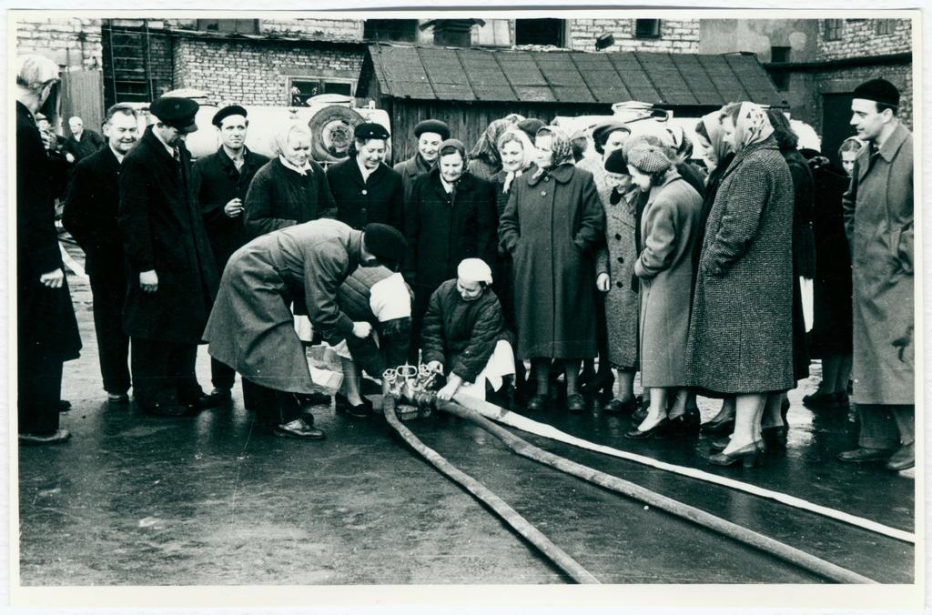Tuletõrjeõppus Tallinna Piimakombinaadis, 1959.a.