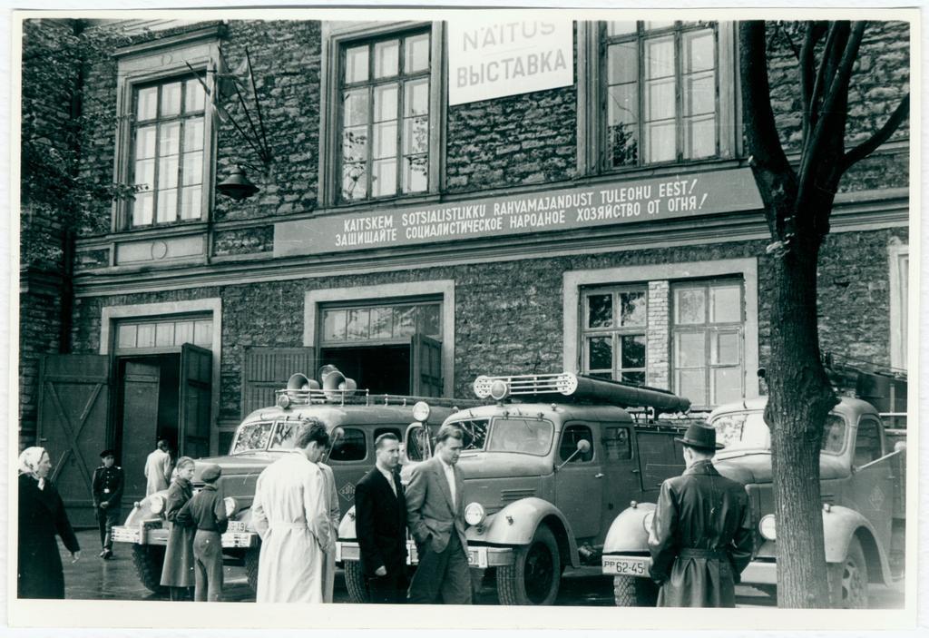 Tuletõrjenäitus Viru väljaku pritsimajas, 1959.a.